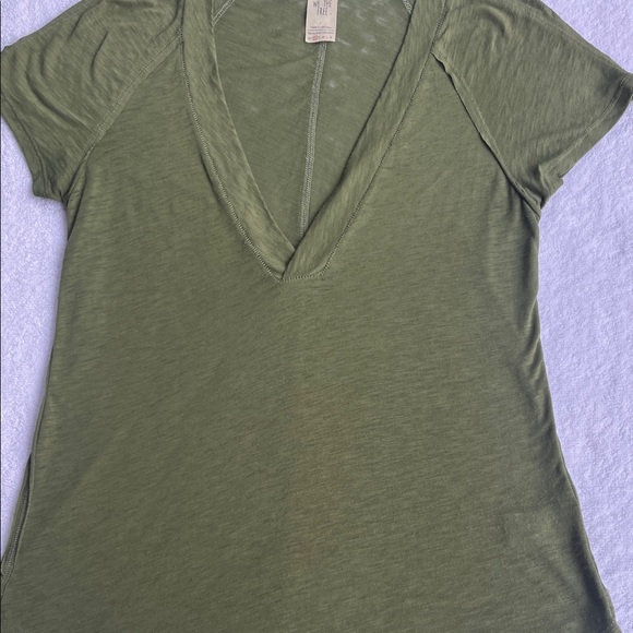 Free People We The Free V-Neck Clementine Tee - Picture 3 of 8